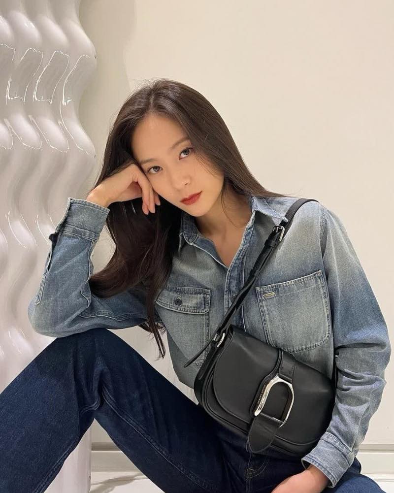 올봄엔 슬림진으로 청청코디👖💙 이미지