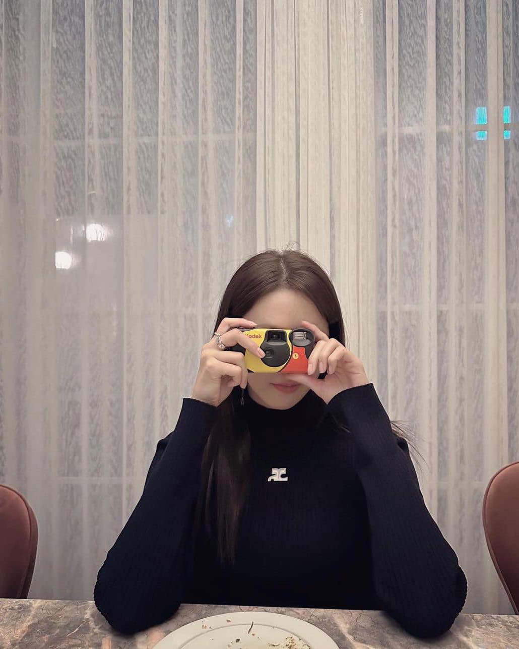 블랙니트는 로고가 중요해🖤 이미지7