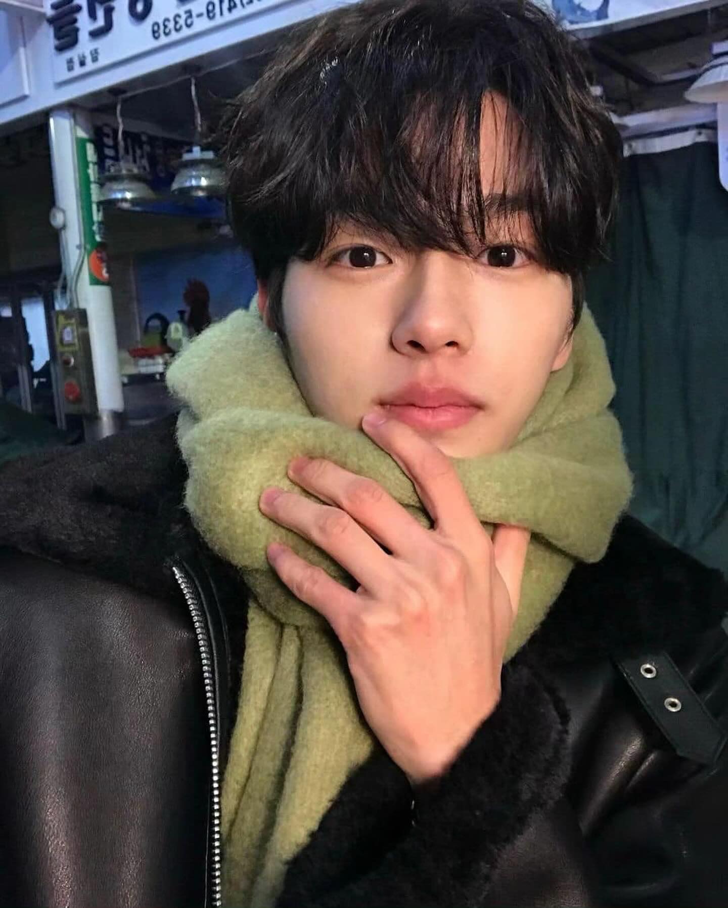 잘 커서 돌아온 해남이🖤@이진우
프듀 해남이가 이렇게 컸다고?🫢송강, 공유, 엘이 보이는 얼굴😍 이미지