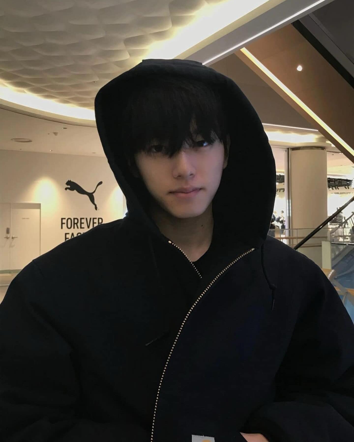 잘 커서 돌아온 해남이🖤@이진우
프듀 해남이가 이렇게 컸다고?🫢송강, 공유, 엘이 보이는 얼굴😍 이미지6