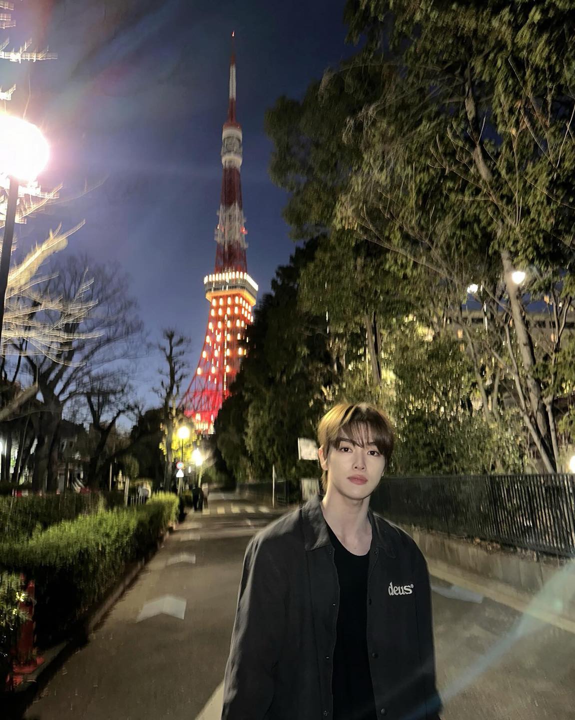 밤비 얼굴에 근육이 진수성찬🫢
라이즈 성찬🧡 등짝이 어떻게 문짝🤯 성찬아 나 여자가 되 이미지9