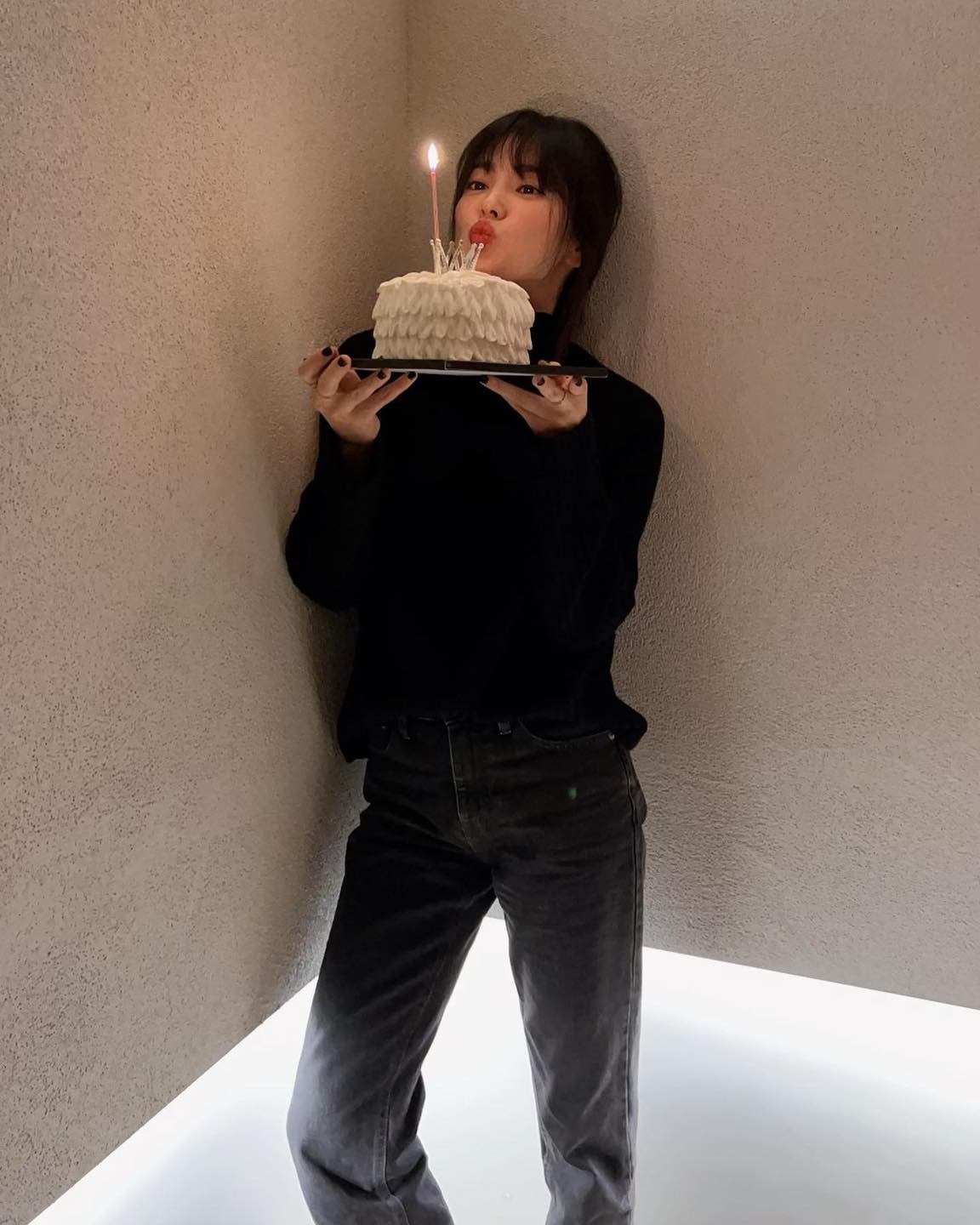 흑청은 여유 있는 핏이 이뻐☑️ 이미지