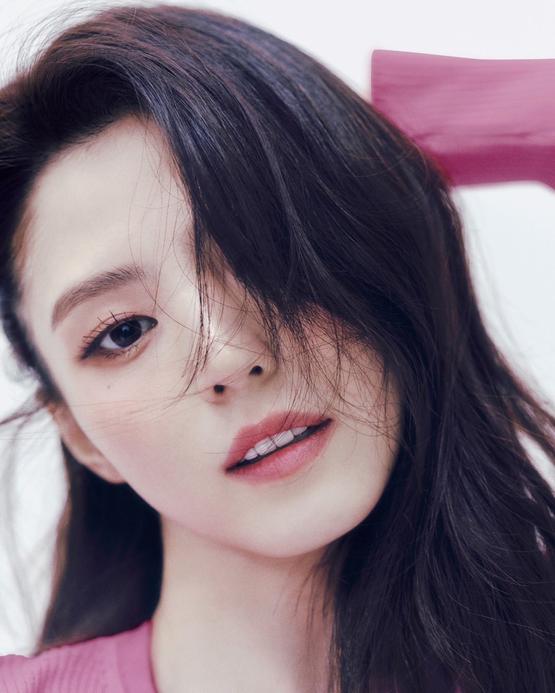 화보장인 한소희🤍🌸봄코디 참고​ 이미지8