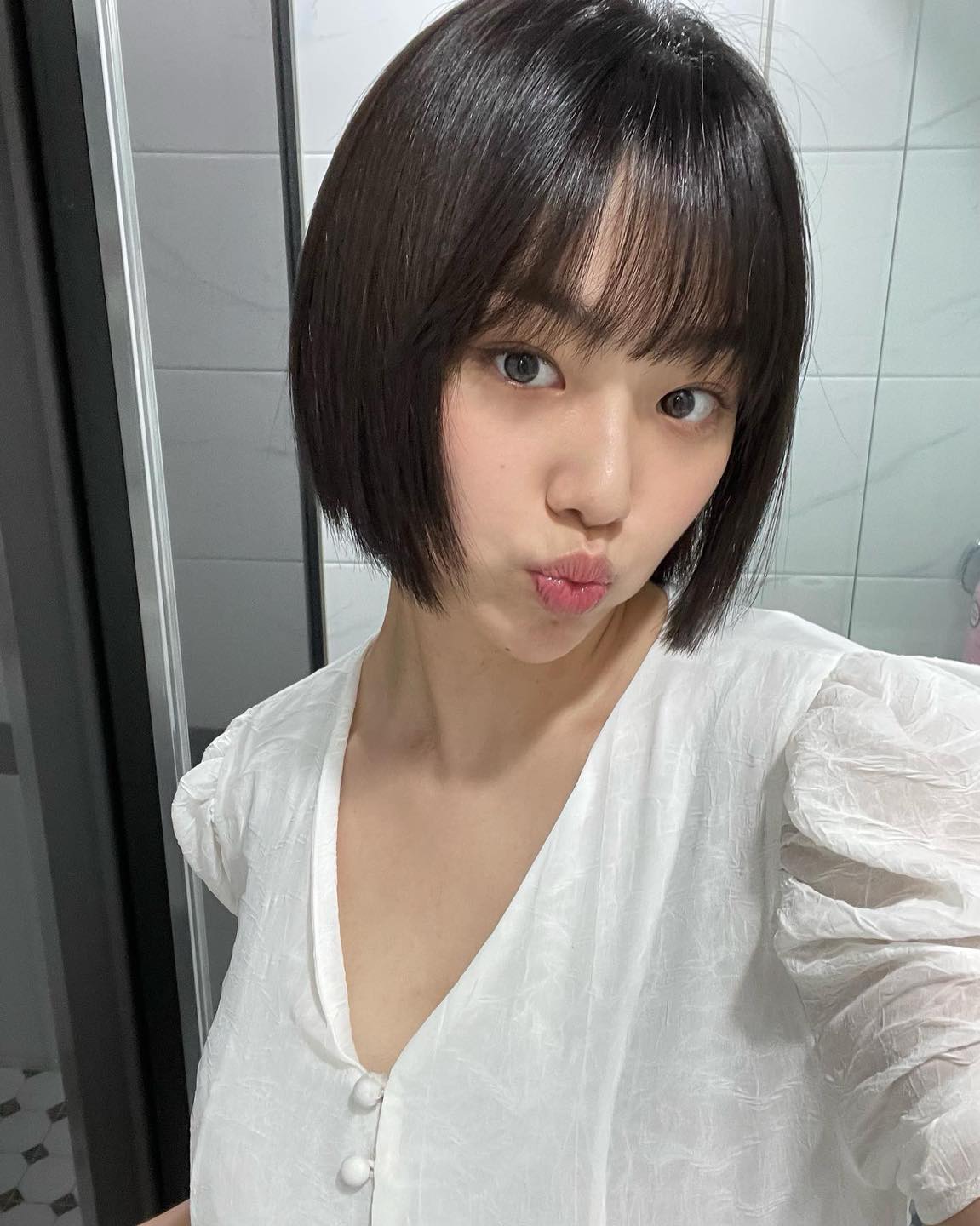 봄에는 산뜻하게 짧은 단발🫧 이미지3