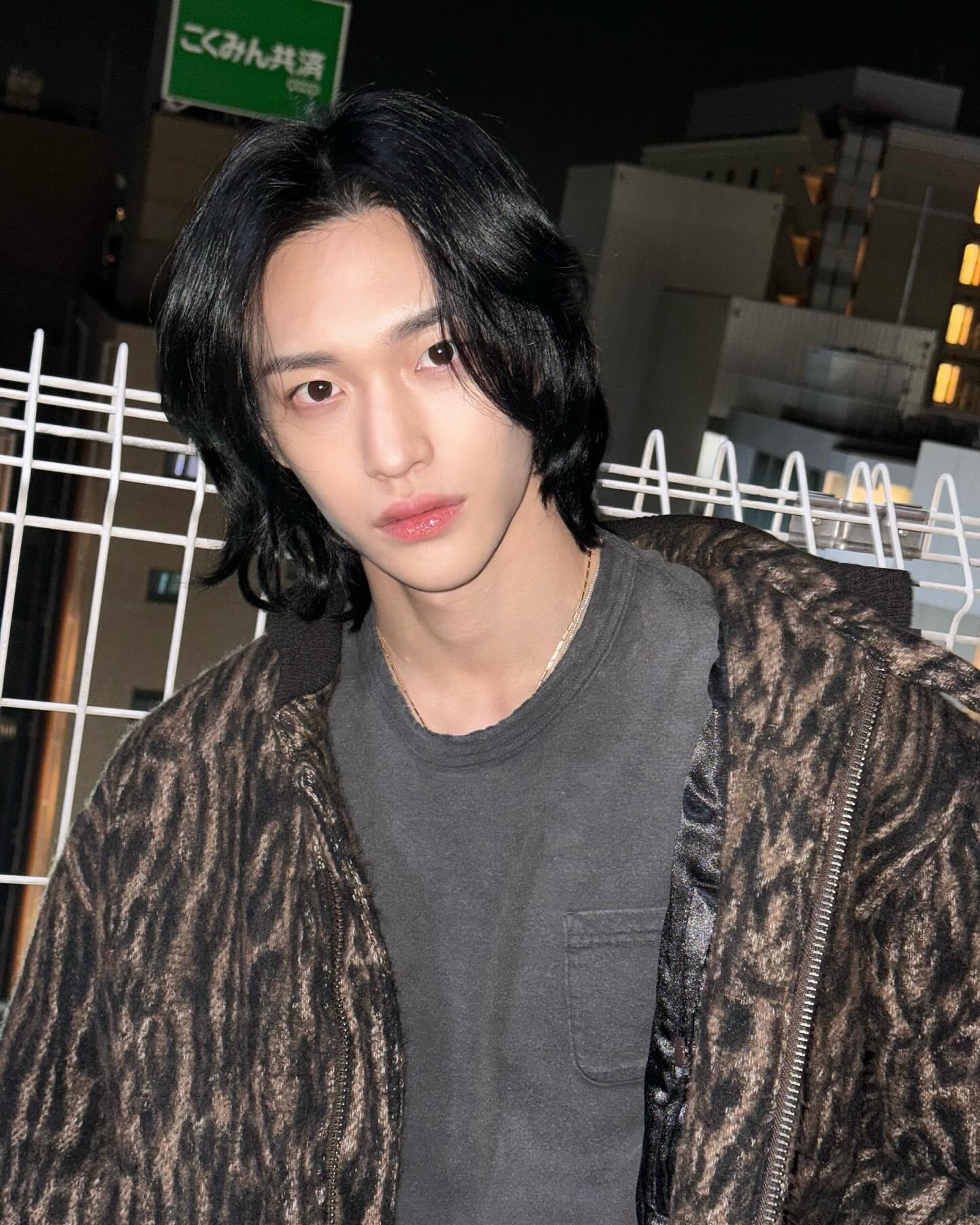 장발이 찰떡인 남돌 모음.zip📁
장발에 서사가 담겼네..🖤 장발 박제해 줬으면 하는 남돌은?😍 이미지