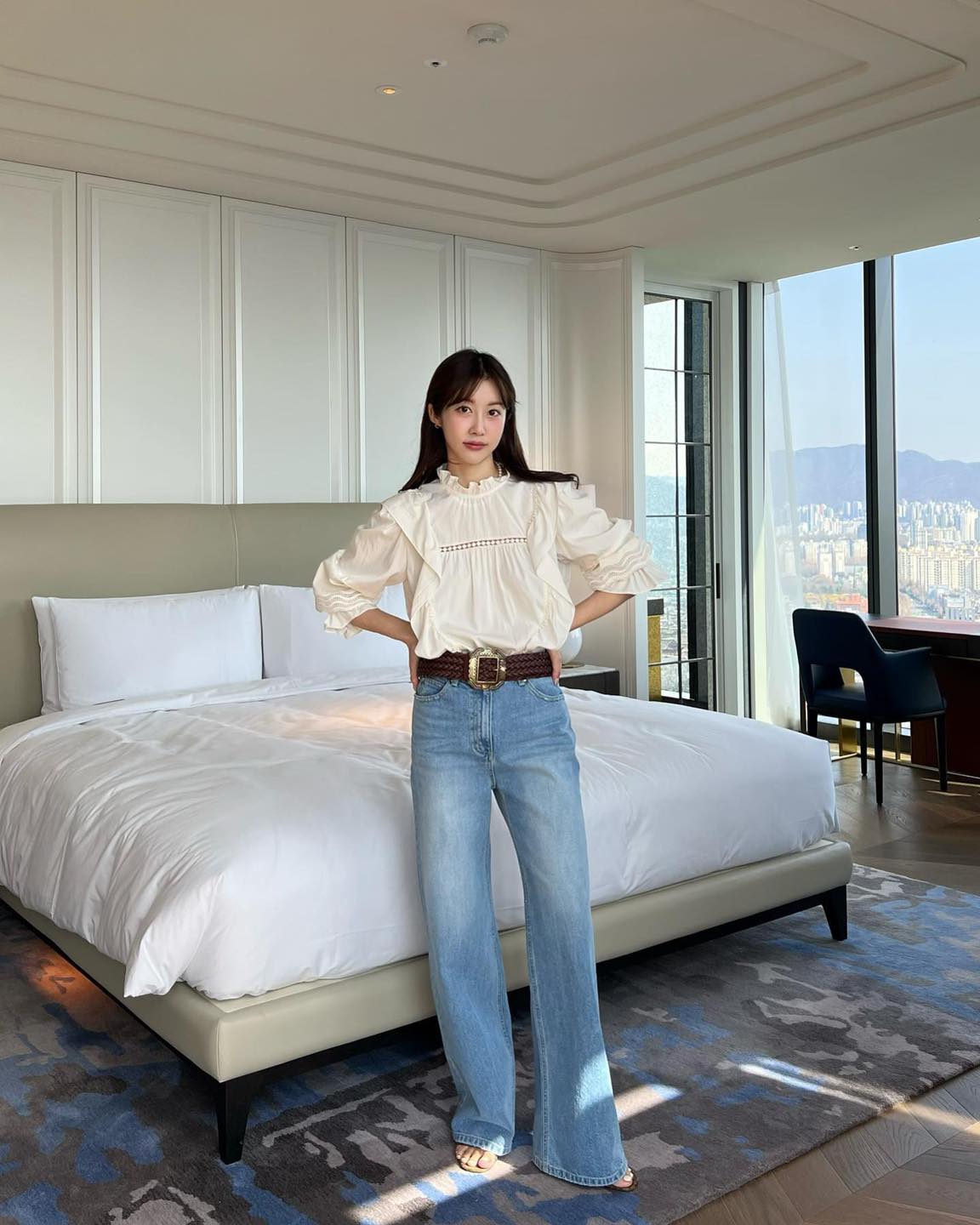 이쁜 봄조합🤍🩵블라우스+데님 이미지3