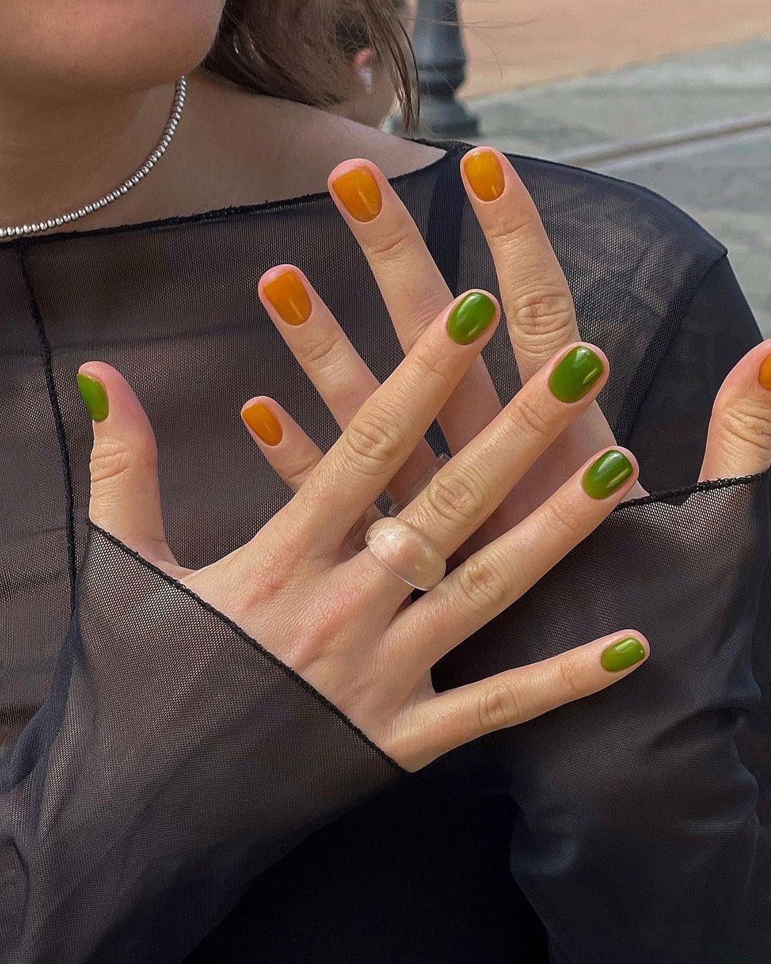 봄맞이🌸깔끔한 네일컬러 추천💅🏻 이미지