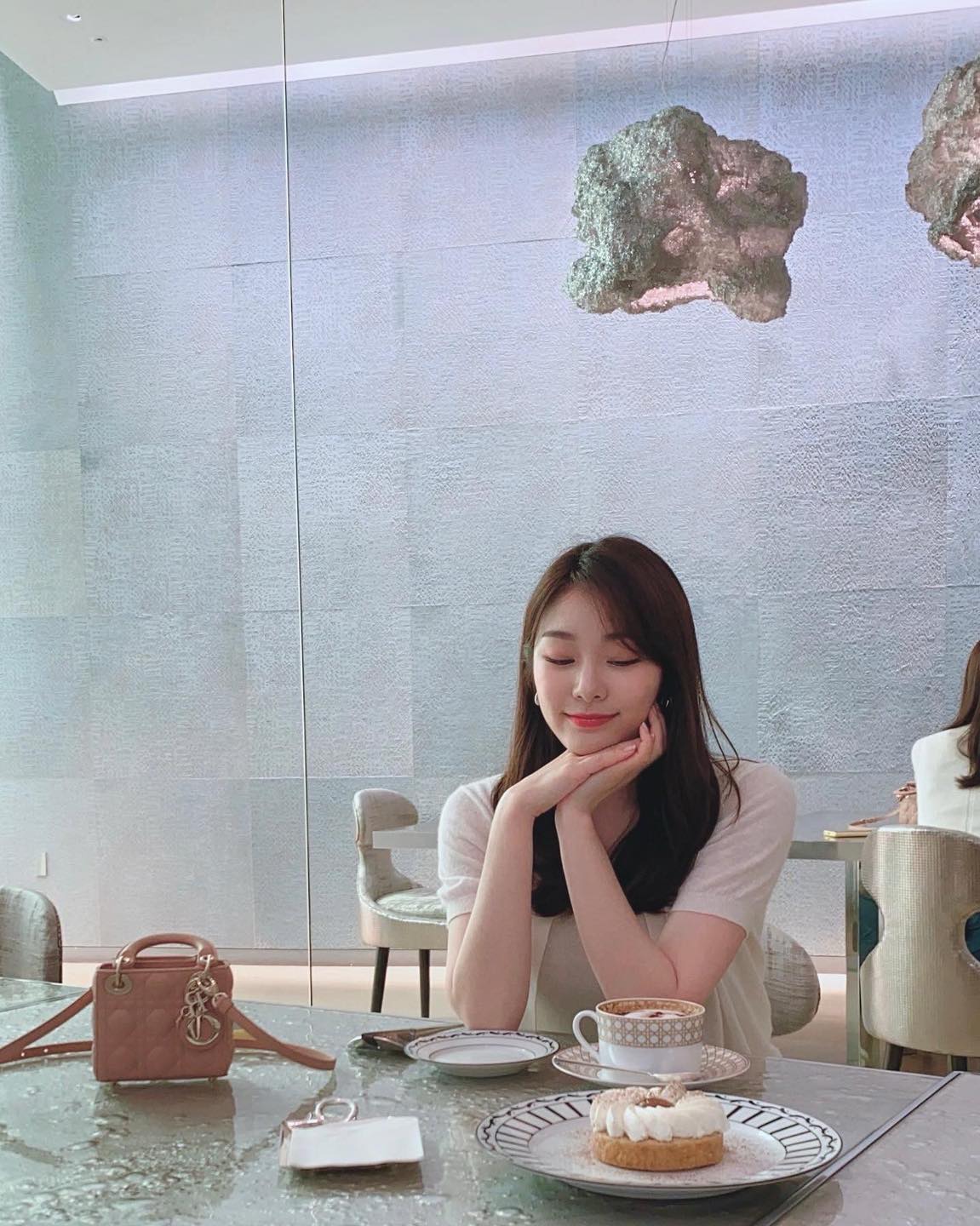 귀여운 봄 미니백👛 디올 핑크백
 이미지7