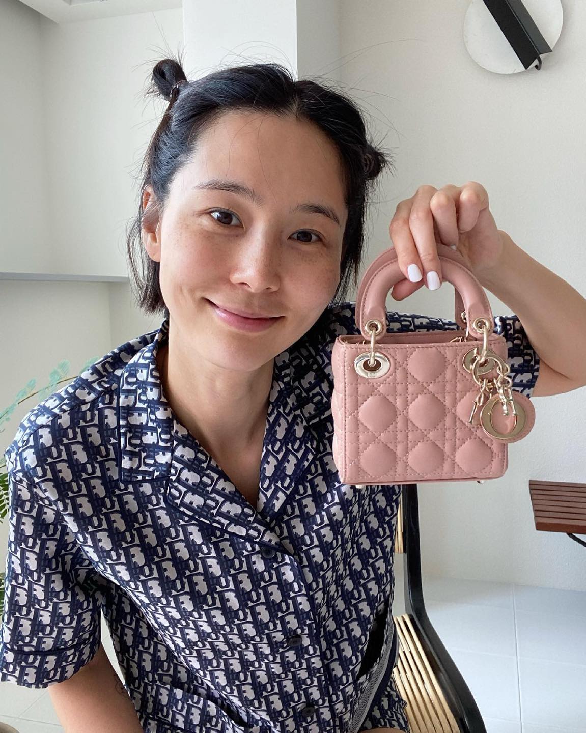 귀여운 봄 미니백👛 디올 핑크백
 이미지5