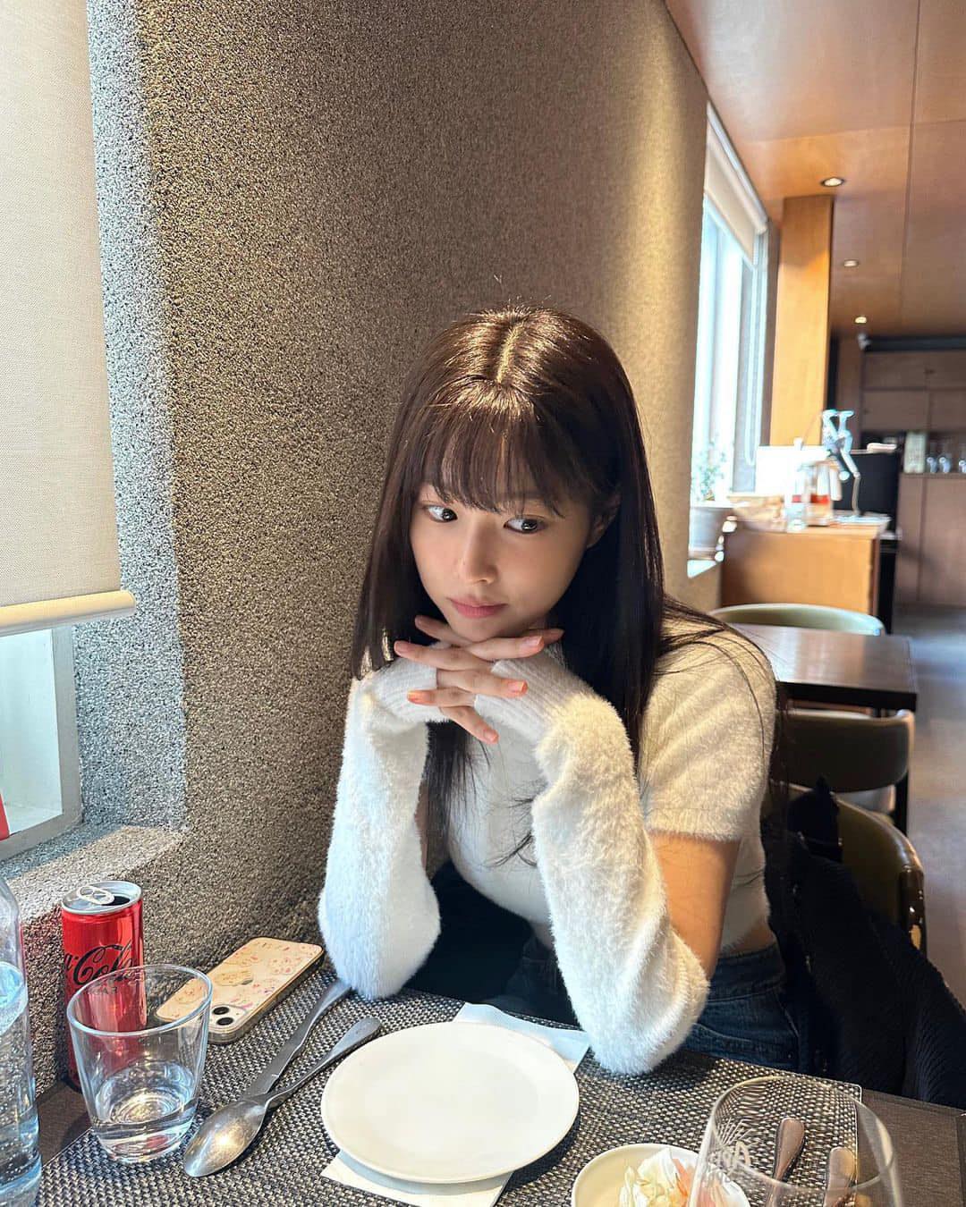 핸드워머로 포근감성 더하기🖤🤍 이미지