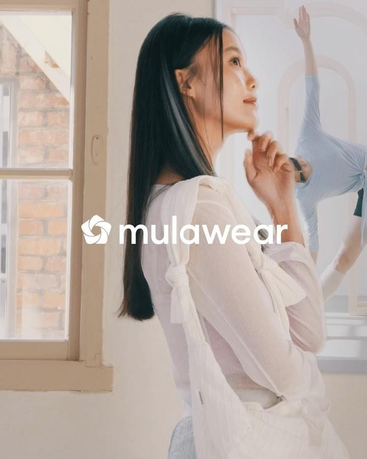 데일리 스타일링해🩶🩷뮬라웨어
올봄 일상에 운동을 더해보자🏃🏻‍♀️같이 갓생 살 @친구들 #광고
​
스타일리시 애슬레저 브랜드 뮬라웨어가 2024년 SS 컬렉션을 공개했습니다. 이번 컬렉션은 나만의 트렌디한 스타일을 뜻하는 ‘Daliy’와 온전히 나를 위한 운동과 시간을 뜻하는 ‘Core’를 융합하였는데요. 이 두가지가 뮬라웨어 안에서 만나 뮬라다움, MULA ITSELF를 이야기하고 있다고 합니다.
​
올봄에 뮬라웨어와 함께 일상에 운동을 더해보는 건 어떨까요? 🌱

- 뮬라웨어는 일상을 위한 데일리 제품과 운동을 위한 코어 제품으로 당신의 의미있는 하루를 응원합니다.
- 뮬라웨어는 이번 24 SS 컬렉션에서
단단하게 나를 잡아주는 오리지널리티 ‘Core’
특유의 트렌디한 감성이 돋보이는 ’Daily‘
오리지널리티를 보여주는 ‘Core’ 와 트렌드를 보여주는 ‘Daily’가 만나 ’뮬라다움‘을 선보입니다 이미지
