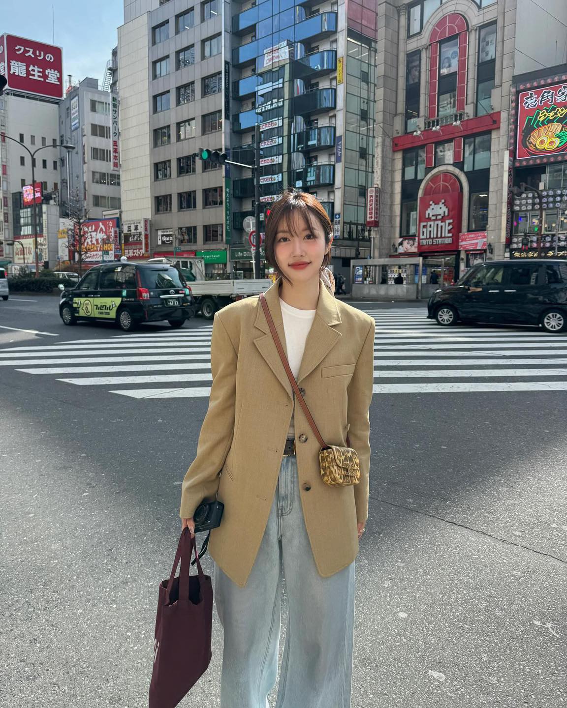 봄 교복 조합👖🩶블레이저+데님 이미지