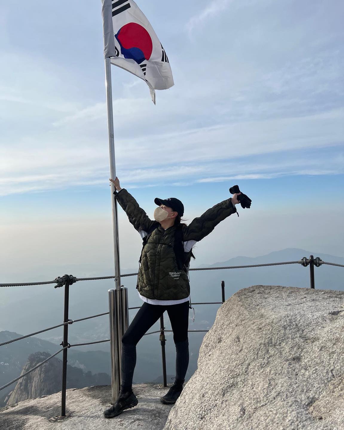 주말 등산 약속 @잡아볼까?⛰️😙 이미지