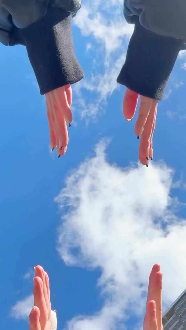 커플 배경화면 하기 좋은 손 하트 포즈 3가지🩵 이미지