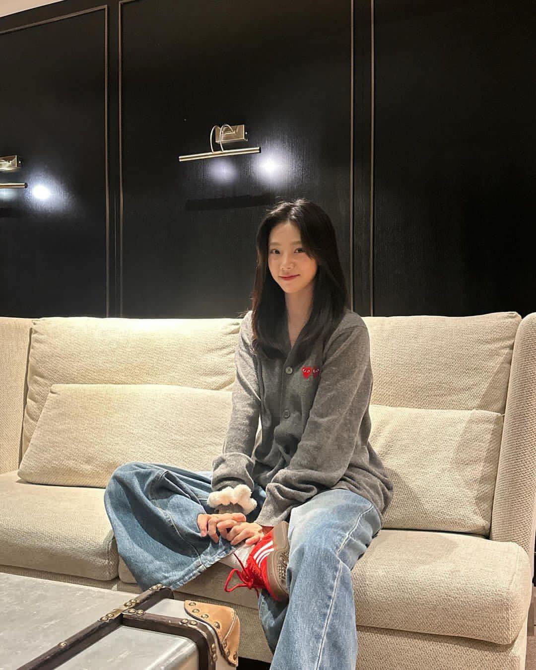 손이 자주 가는 가디건은 꼼데🩶❤️ 이미지