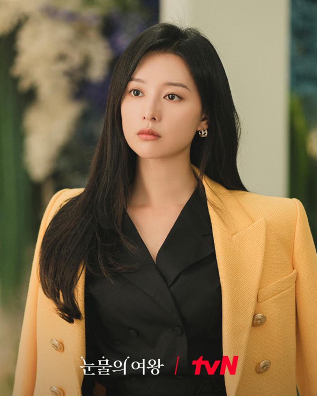 요즘 가장 핫한 홍해인 코디🤎🤍
눈물의 여왕 김지원👑 참고하면 좋은 단정하고 고급진 출근룩👩🏻💼 이미지2