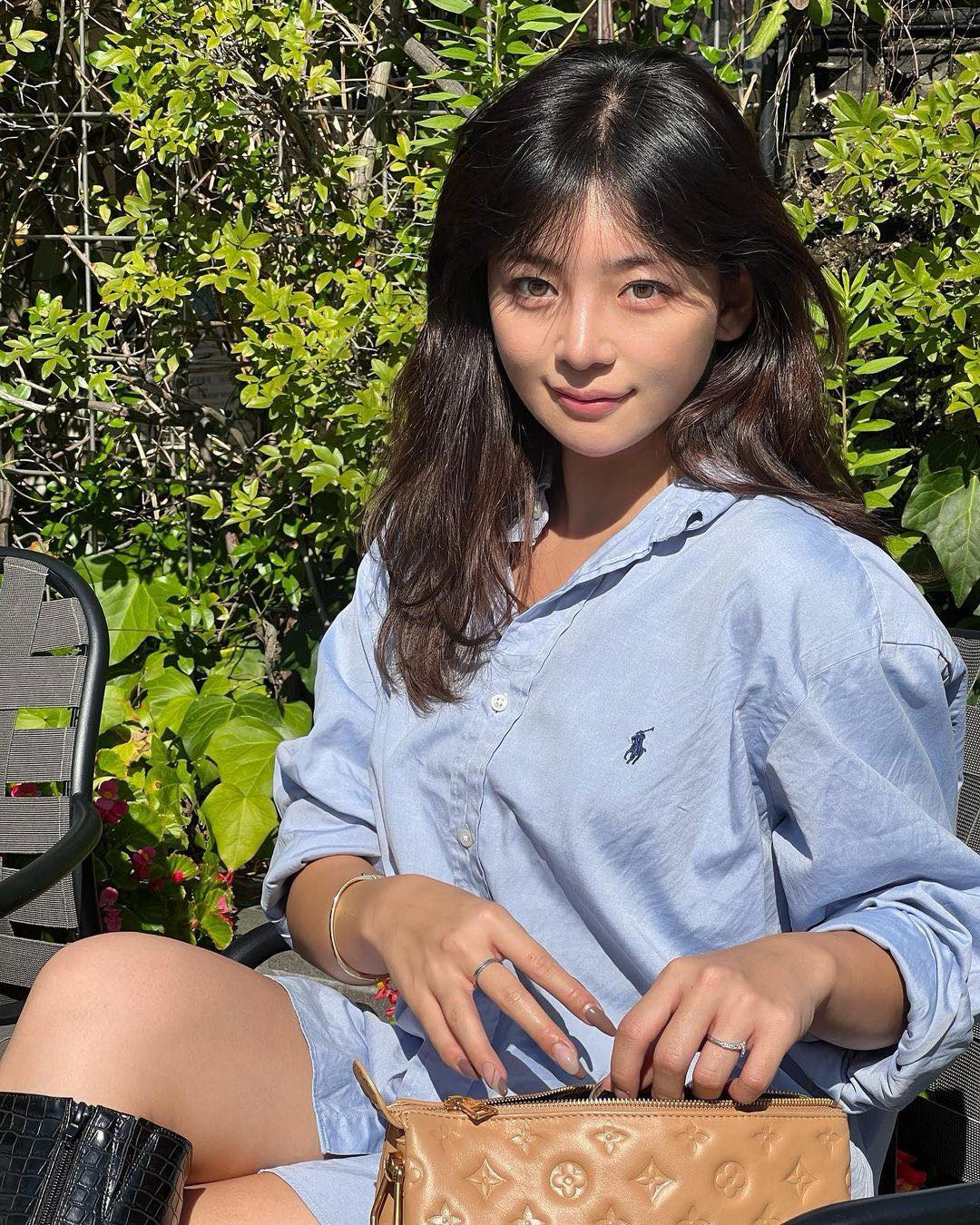 봄 필수템 폴로 셔츠👔@챙겨
어디에나 입기 좋은 폴로 셔츠🏇 하나쯤은 갖고 있어야지🩵 이미지