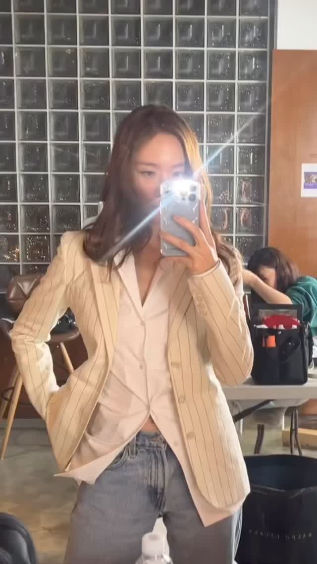 넘 예쁜 크리스탈 랄프로렌 자켓🤍💛일상 코디 이미지