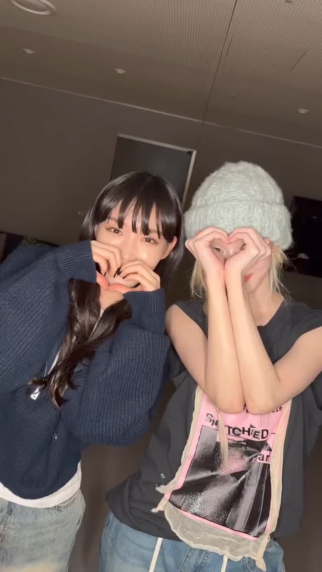 청하 x 윈터🐰🐶이니미니 챌린지
인형 비주얼 두 명의 장난 없는 춤선과 와이드 데님 핏​👖🫶🏻 이미지