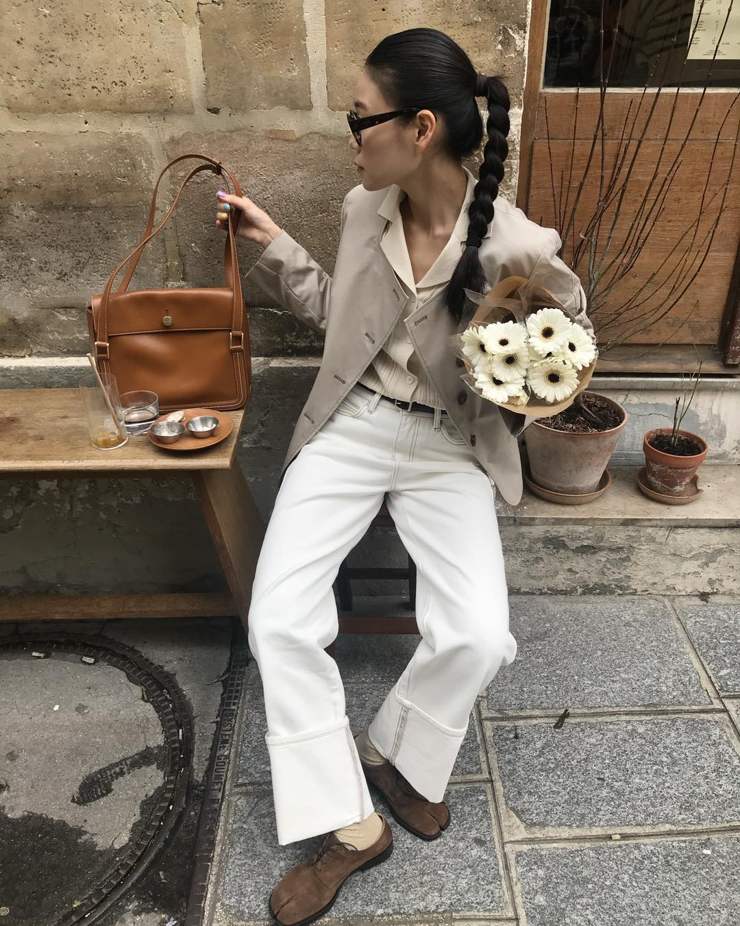 딘디의 감성 파리지엔느룩🇫🇷🤎 루에브르 24 봄 컬렉션🤍올봄 이 착장 그대로 딘민수🌸#광고 이미지