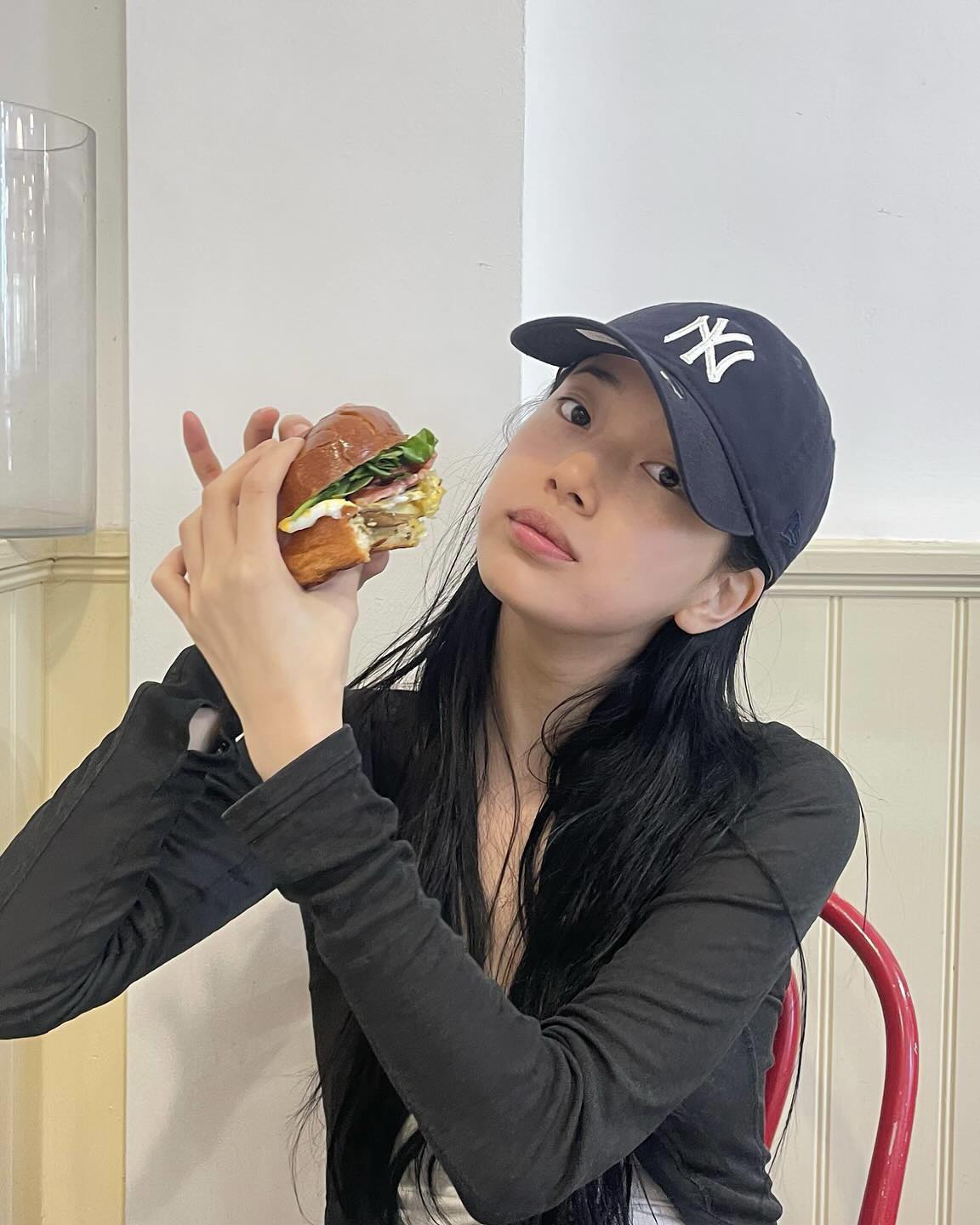 숮이의 꾸안꾸 볼캡 스타일링🧢❤️ 이미지