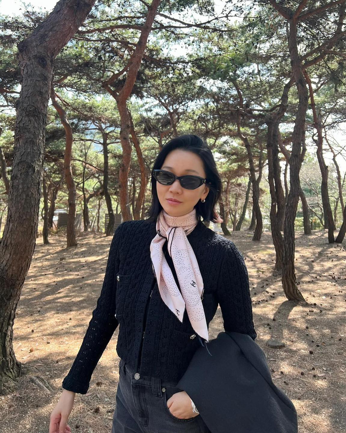쌀쌀한 봄날씨엔 스카프 더하기☺️ 이미지3