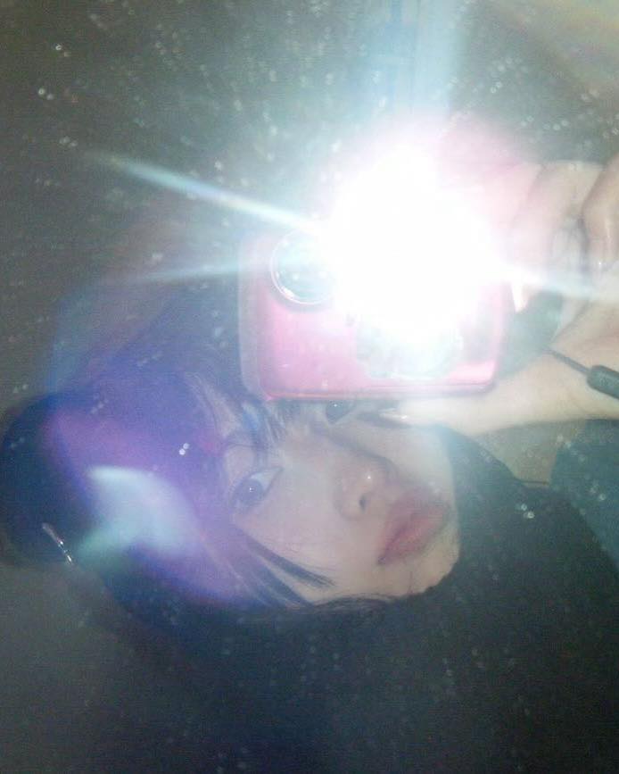 요즘 셀카 감성은 디카지📸💓 이미지8