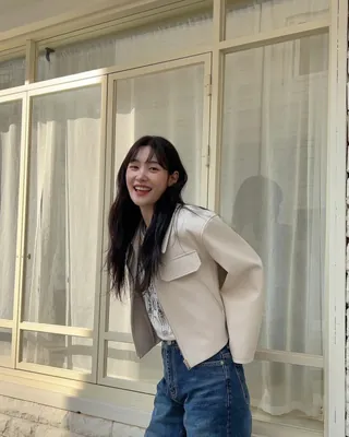 지금 날씨에 딱인 레더자켓🤍🖤
4월 아우터 추천✔️올봄 트렌드를 완성시켜 줄 필수템 @어때🌸 이미지