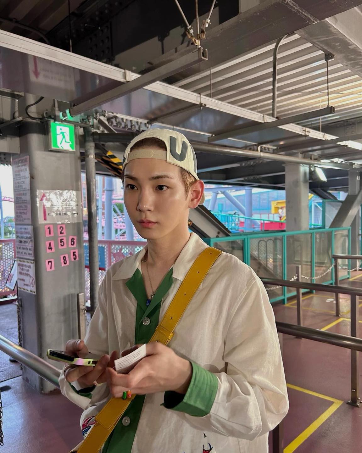 셀럽들의 요즘 핫템🧢썬러브 볼캡 이미지4