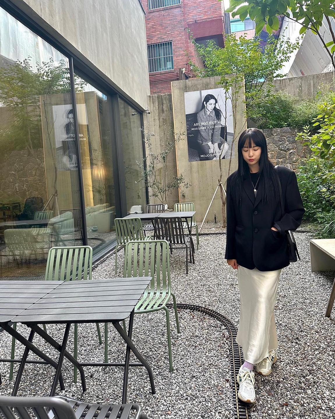 블랙 자켓으로 알찬 봄코디🖤🤍 이미지6