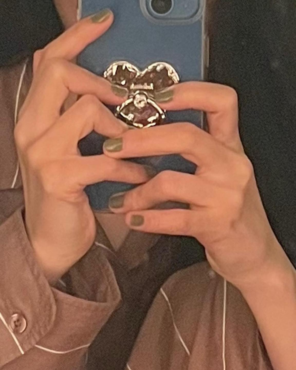 발색 이쁘다는 강민경 네일💅🏻
포트레♥️ 봄에 잘 어울리는 수채화 느낌의 네일 컬러🎨 @이뻐 이미지9