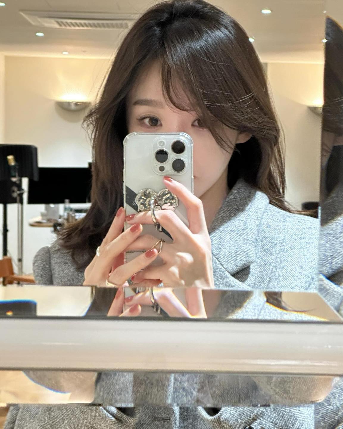 발색 이쁘다는 강민경 네일💅🏻
포트레♥️ 봄에 잘 어울리는 수채화 느낌의 네일 컬러🎨 @이뻐 이미지5