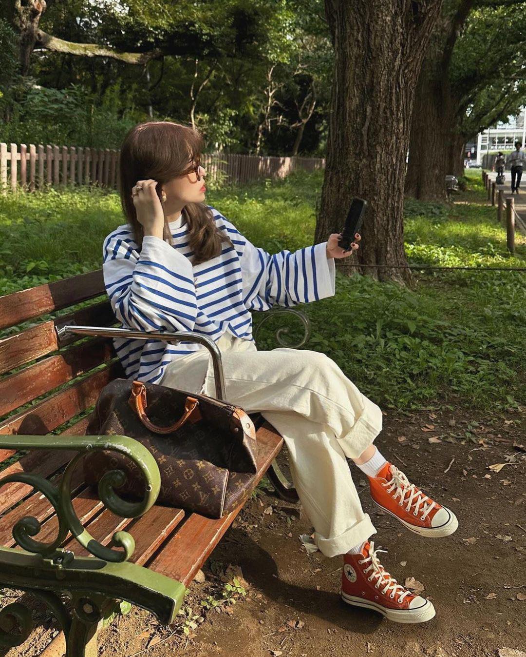 언제까지 흰검만 신을 거야?🌈👟
알록달록 봄에 신기 좋은 컨버스 컬러 리스트 10가지📝

1. 척 70 시즈널 컬러 피버 드림

2. 척 70 시즈널 컬러 핑크 

3. 척 테일러 올스타 US 하이 클래식 레드

4. 척테일러 올스타 시즈널 컬러 라이트 블루

5. 척 70 시즈널 컬러 다크 루트

6. 척테일러 올스타 하이 미드나잇 클로버

7. 척 70 하이 캔디 그레이프

8. 척70 시즈널 컬러 다크 루트

9. 척70 빈티지 캔버스 에나멜 레드 

10. 척70 빈티지 캔버스 타이거 모스 이미지