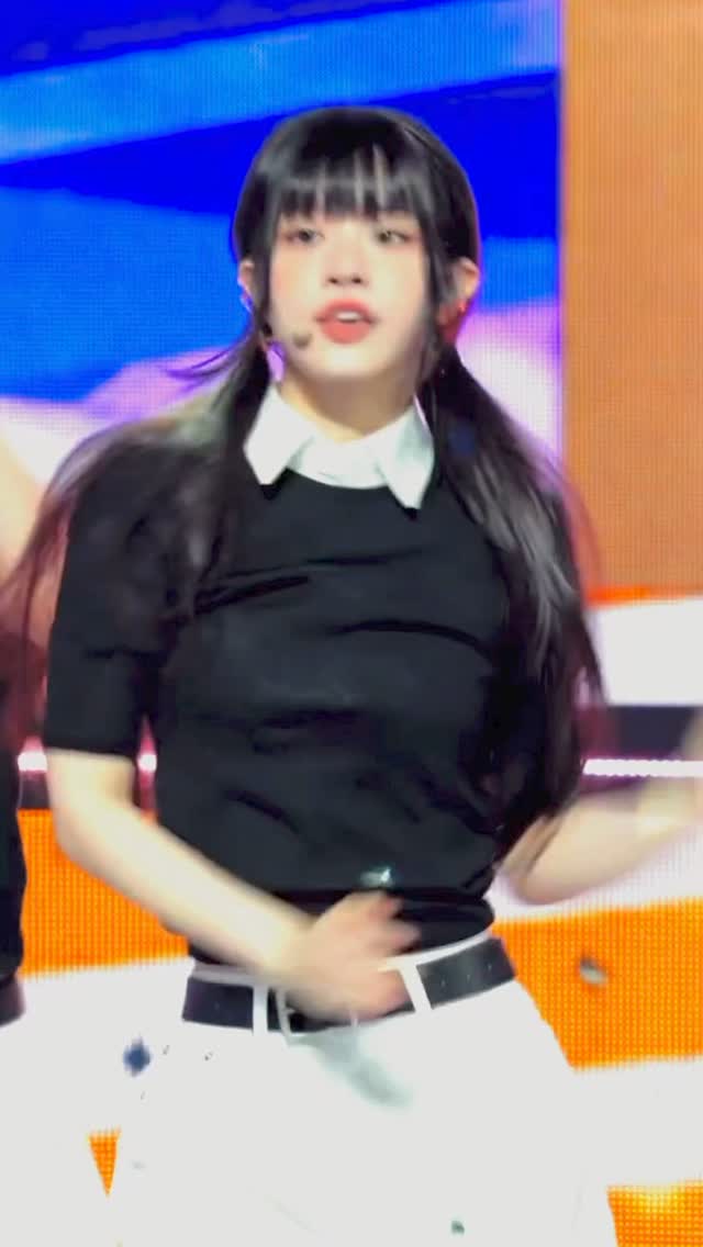 음색요정 비주얼🧚🏻‍♀️💜아일릿 민주 이미지