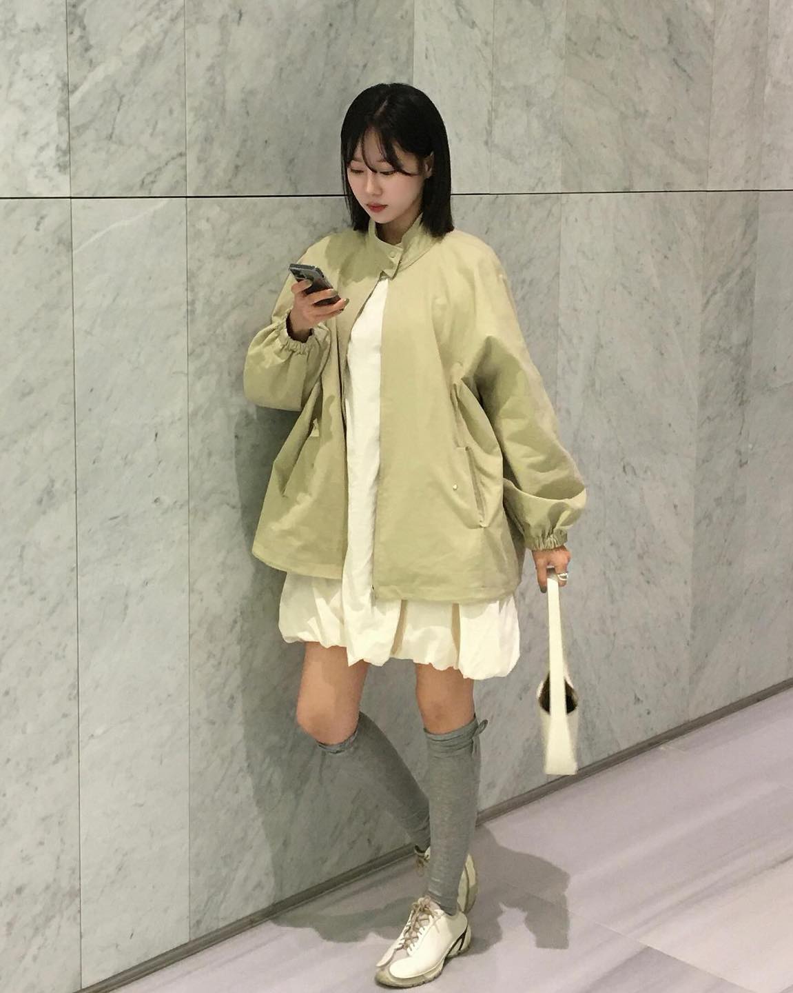 4월 봄코디🌸자켓+화이트원피스 이미지3