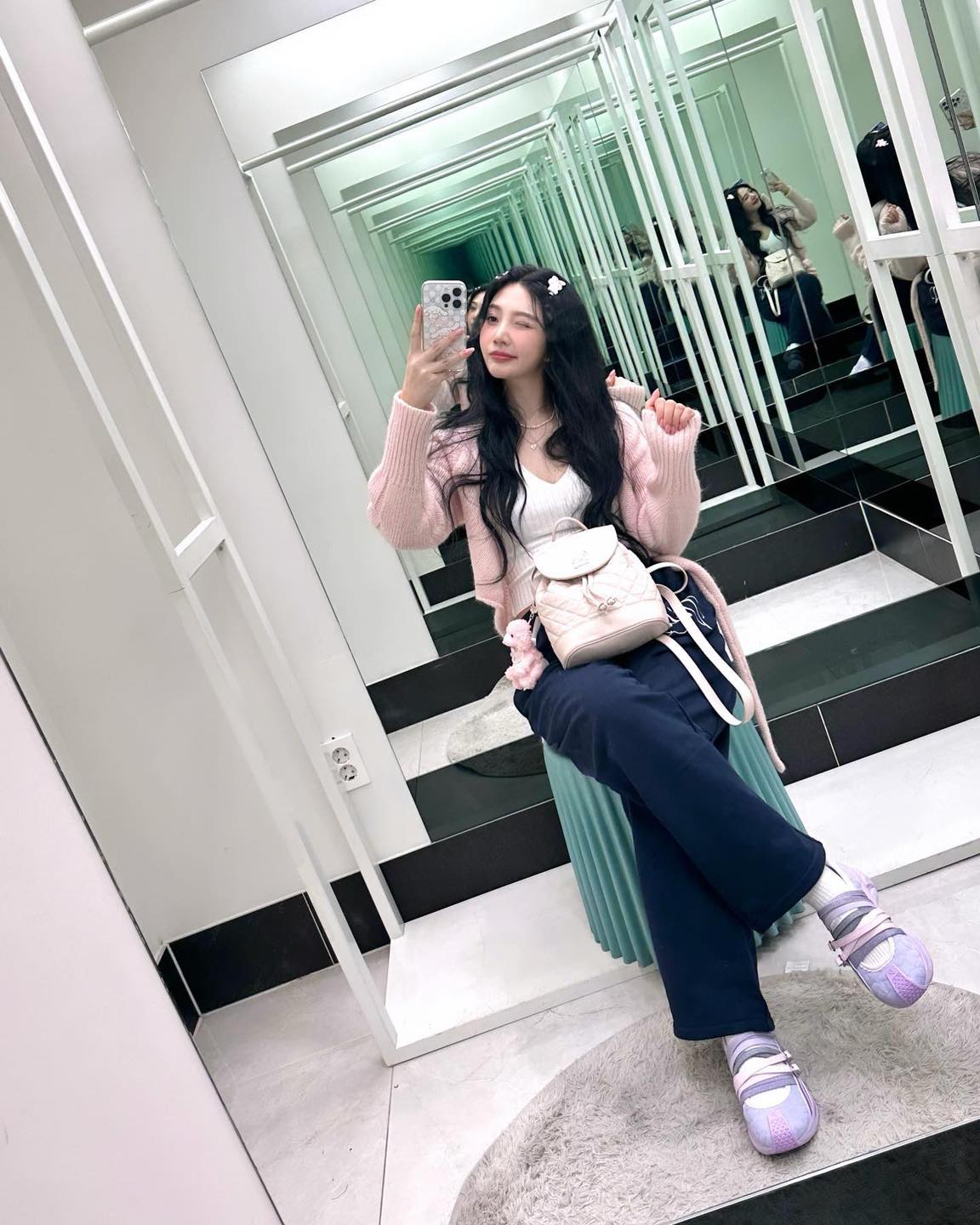 조이의 발레코어 메리제인 슈즈🩰
아식스 x 키코 x 헤븐 콜라보 젤 로크로스💜🩷 러블리하고 예뻐 이미지