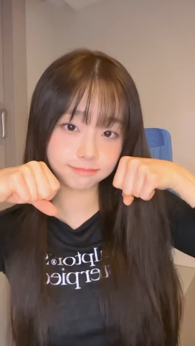 사랑스러운 츄🖤🩷시크한 블랙 or 러블리 핑크? 둘다 @귀엽다😍 이미지