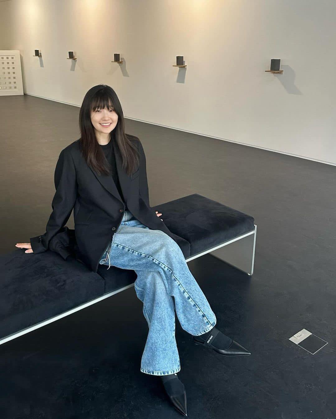 박소담의 깔끔 블랙 스타일링🖤 이미지