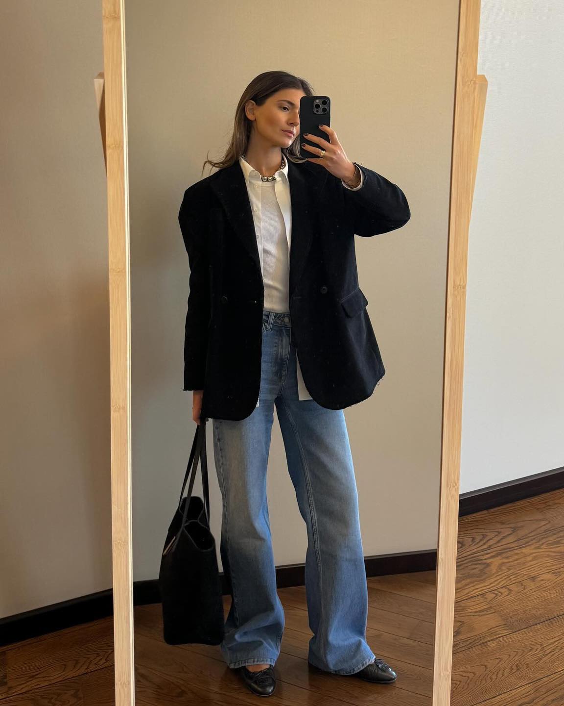 블랙 블레이저에 와이드 데님👖🖤 이미지