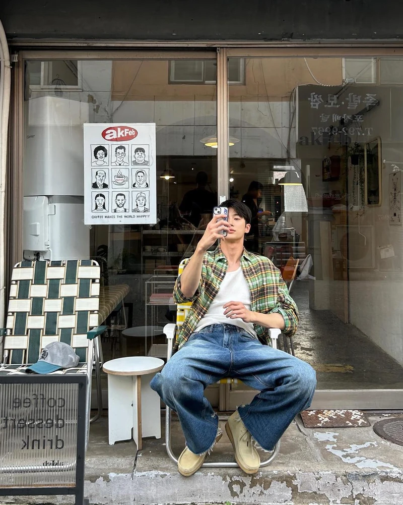 놔봐..선재가 먼저 꼬셨다니까?😍
요즘 삶의 낙 ‘선재 업고 튀어’🩵 현실엔 왜 류선재 없냐구🧐 이미지2
